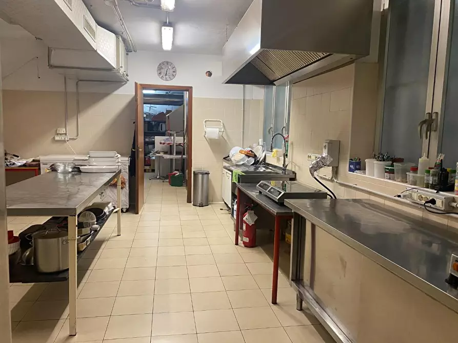 Immagine 11 di Bar / Ristorante in vendita  a Torino