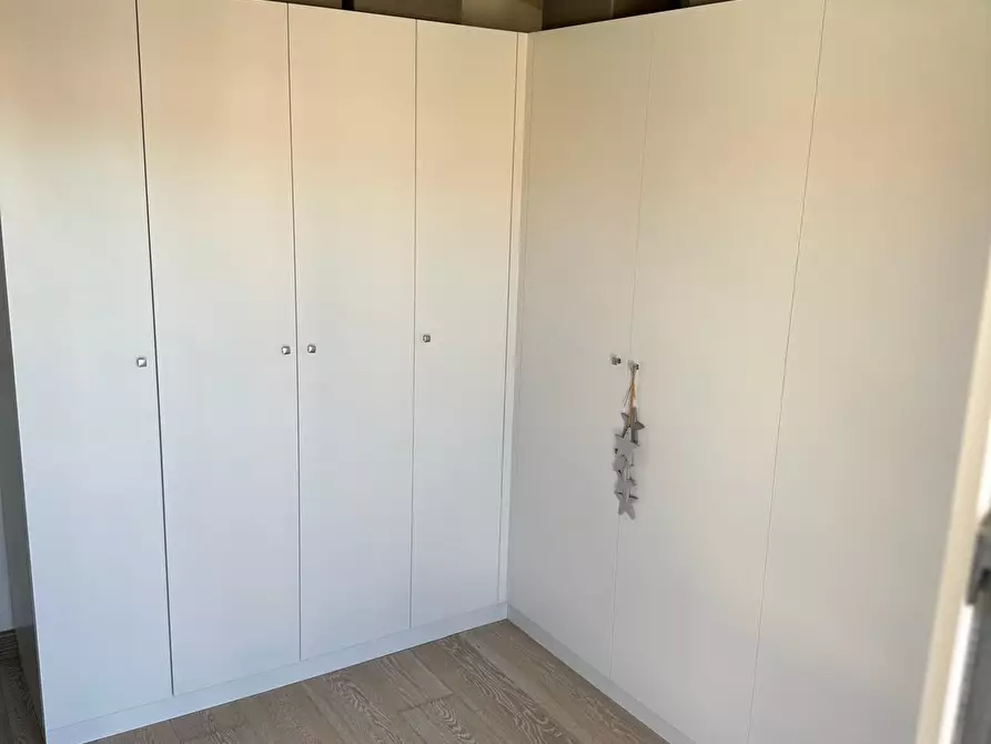 Immagine 3 di Appartamento in vendita  a Camaiore