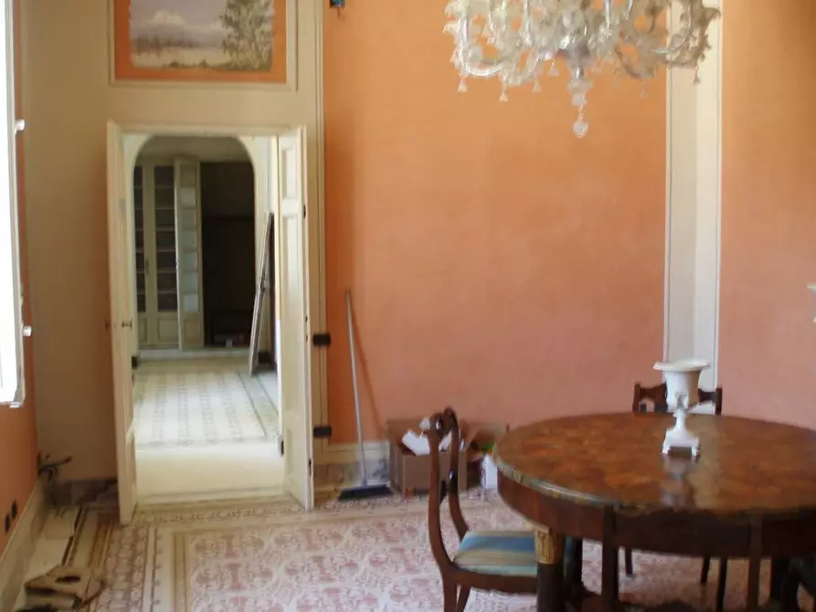 Immagine 24 di Villa in vendita  a Lucca