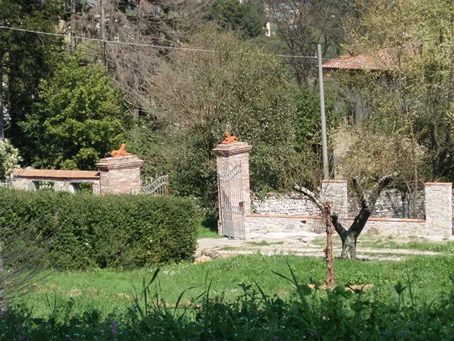 Immagine 44 di Villa in vendita  a Lucca