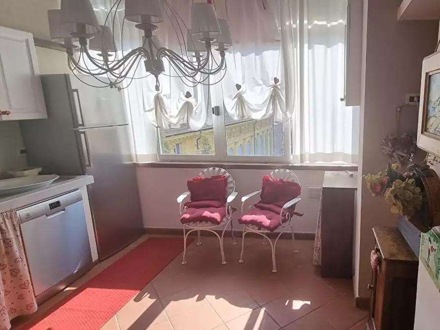 Immagine 12 di Appartamento in vendita  a Carrara