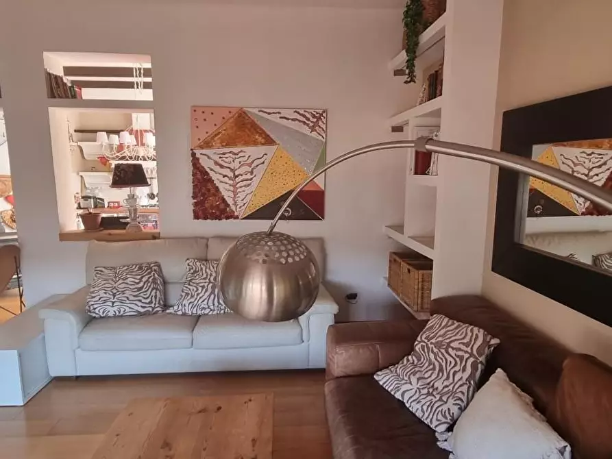 Immagine 4 di Appartamento in vendita  a Carrara