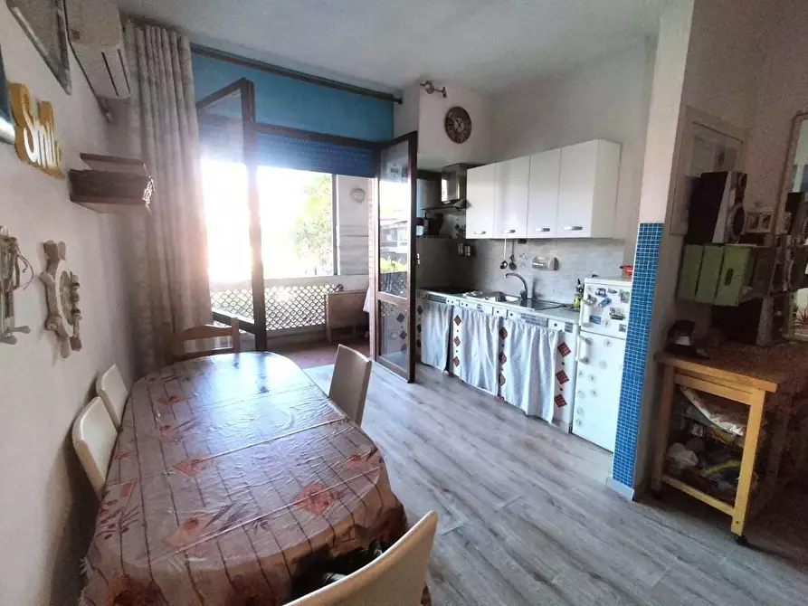 Immagine 3 di Appartamento in vendita  a Carrara