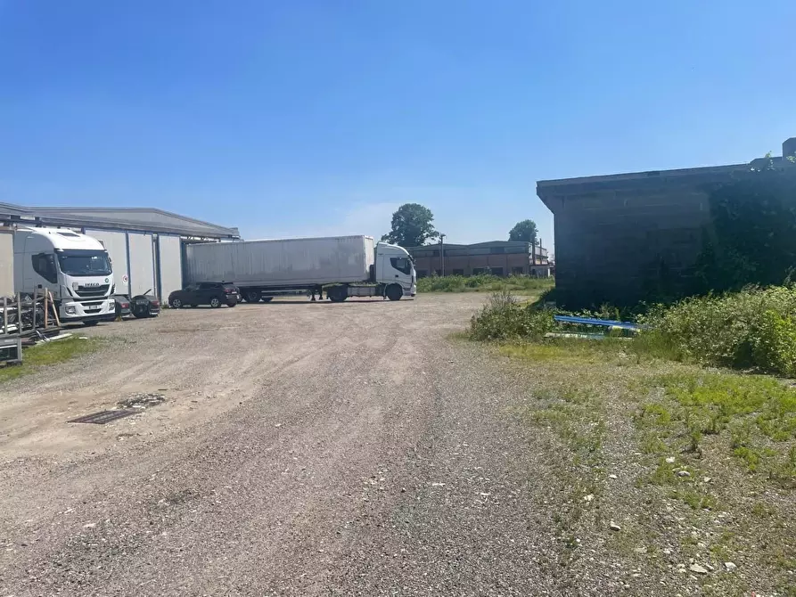 Immagine 33 di Capannone industriale in vendita  a Garbagna Novarese
