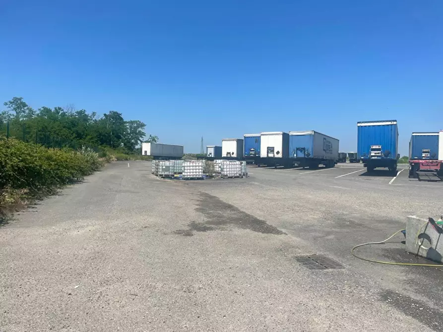 Immagine 27 di Capannone industriale in vendita  a Garbagna Novarese