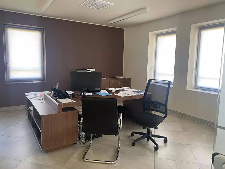 Immagine 2 di Capannone industriale in vendita  a Garbagna Novarese