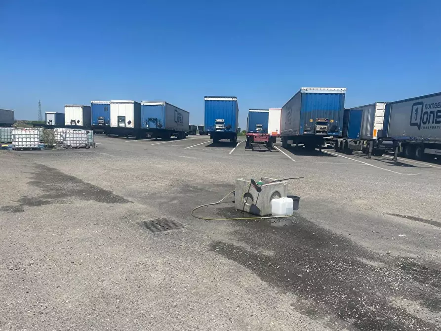 Immagine 45 di Capannone industriale in vendita  a Garbagna Novarese