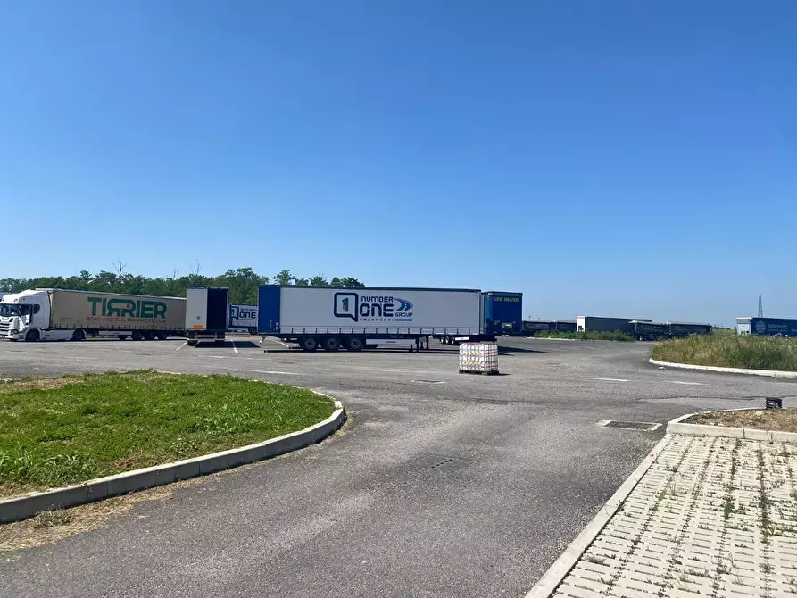 Immagine 8 di Capannone industriale in vendita  a Garbagna Novarese