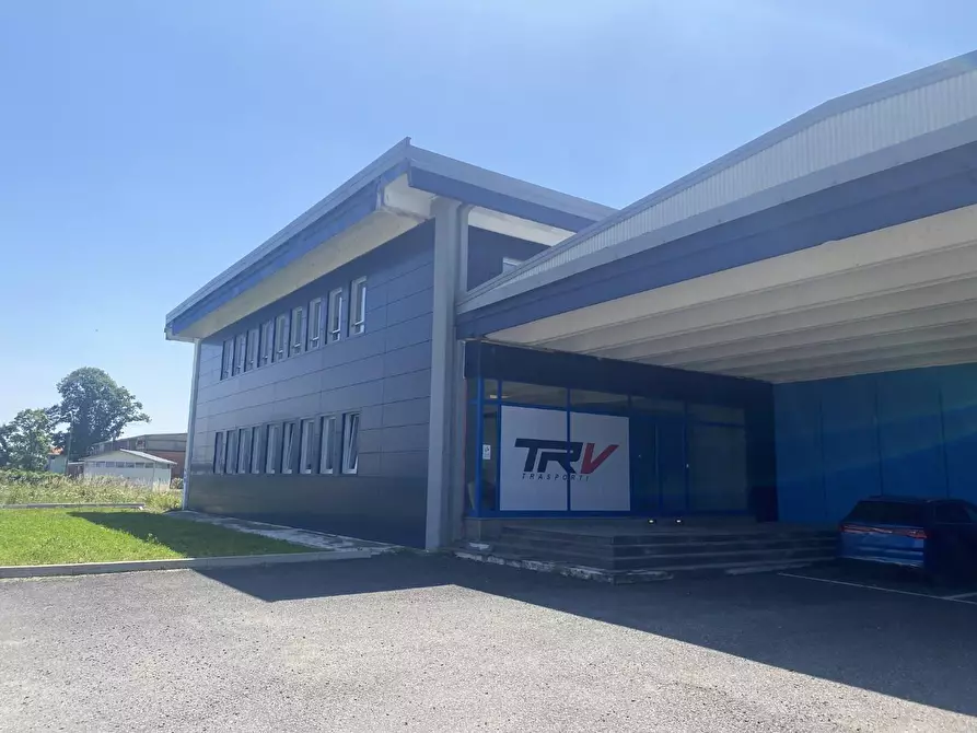 Immagine 12 di Capannone industriale in vendita  a Garbagna Novarese