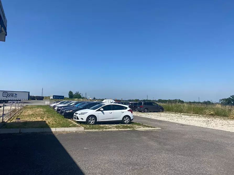 Immagine 14 di Capannone industriale in vendita  a Garbagna Novarese