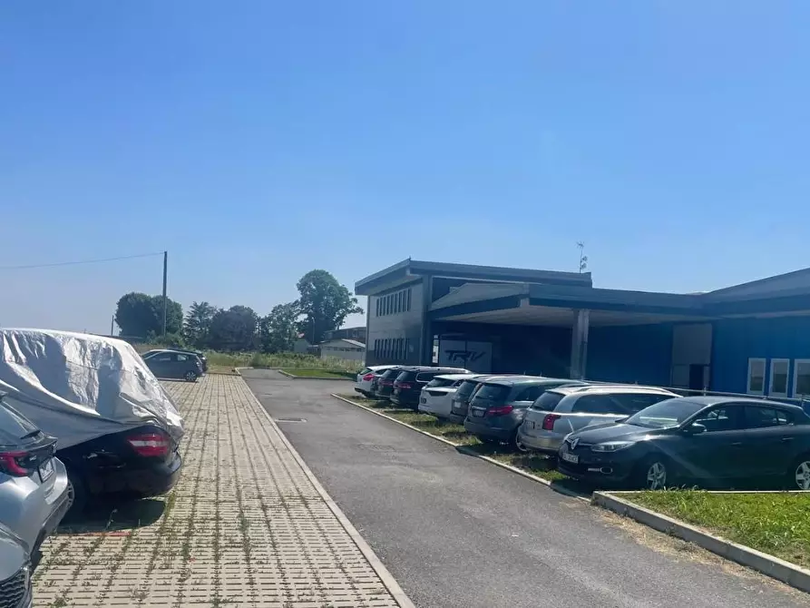 Immagine 20 di Capannone industriale in vendita  a Garbagna Novarese