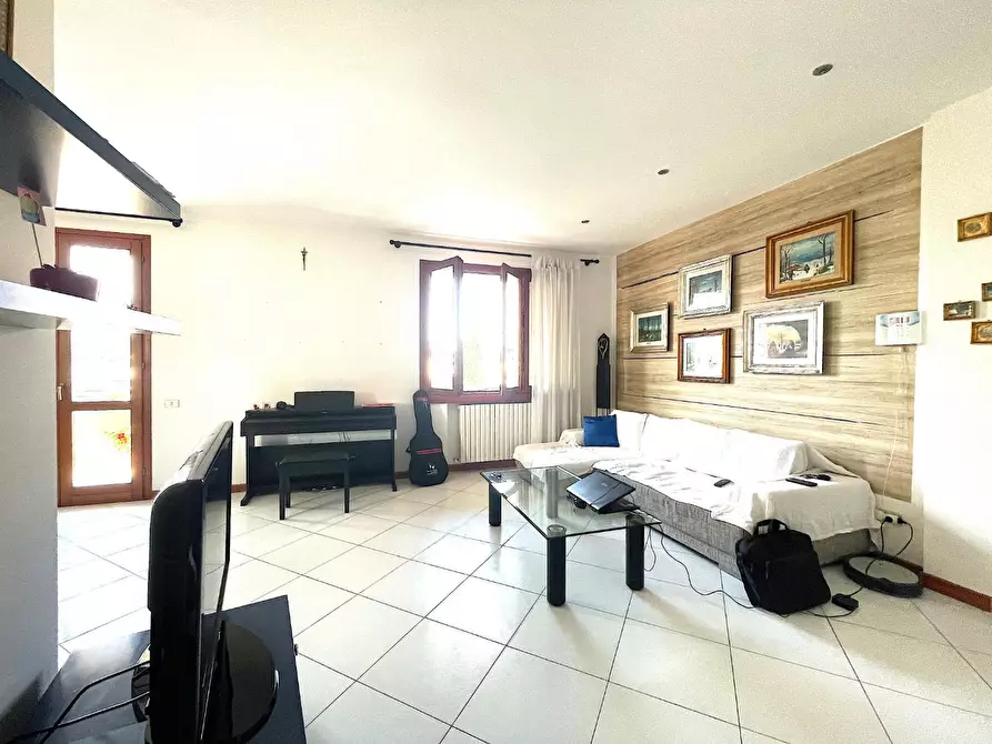 Immagine 4 di Appartamento in vendita  a Empoli