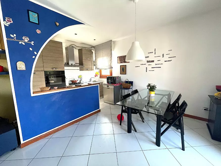 Immagine 5 di Appartamento in vendita  a Empoli