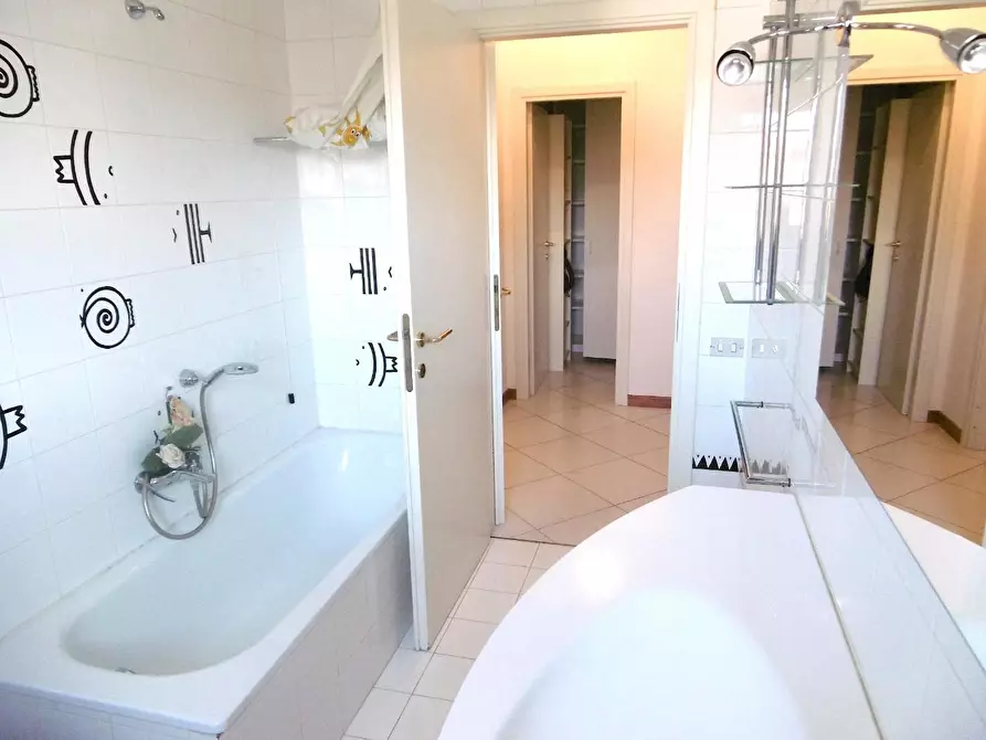 Immagine 13 di Appartamento in vendita  a Empoli