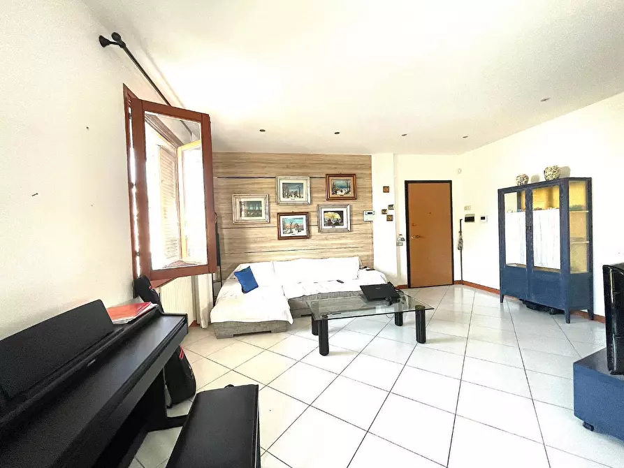 Immagine 7 di Appartamento in vendita  a Empoli