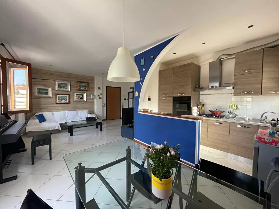 Immagine 1 di Appartamento in vendita  a Empoli