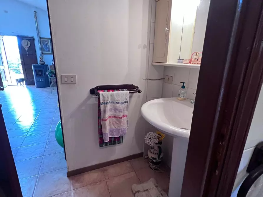 Immagine 9 di Magazzino in vendita  a Colle Di Val D'elsa