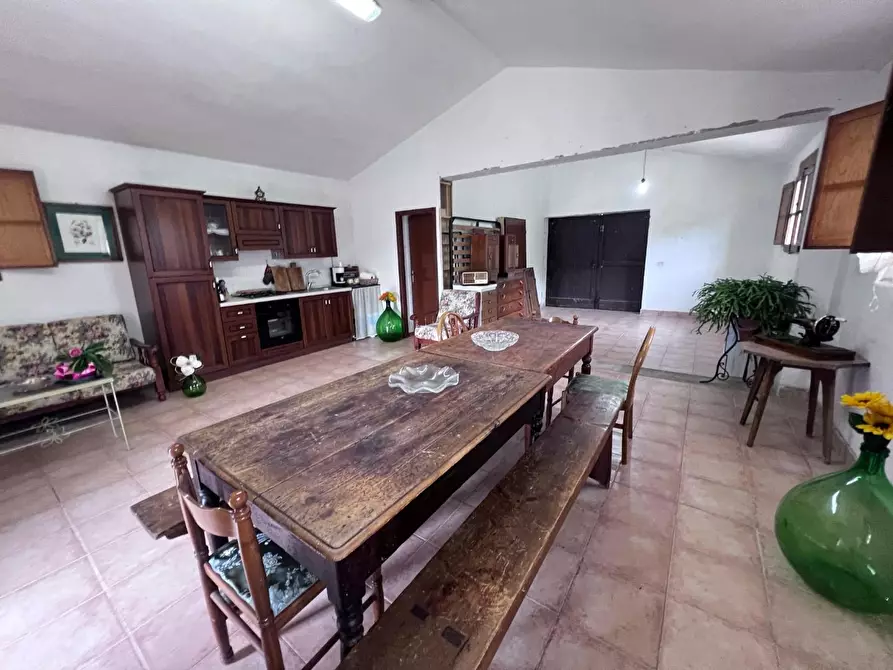 Immagine 7 di Magazzino in vendita  a Colle Di Val D'elsa