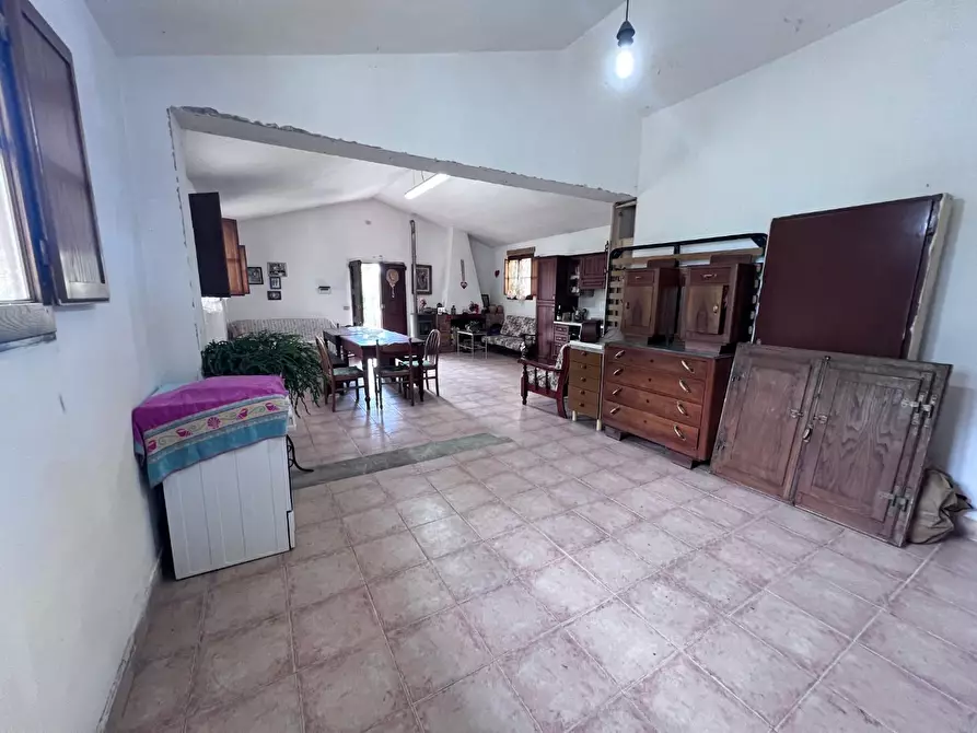 Immagine 5 di Magazzino in vendita  a Colle Di Val D'elsa