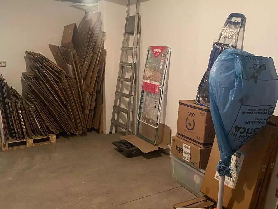 Immagine 13 di Attività commerciale in vendita  a San Mauro Torinese