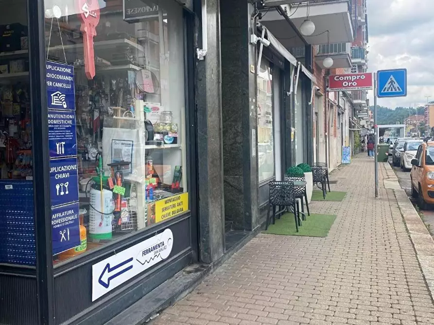 Immagine 5 di Attività commerciale in vendita  a San Mauro Torinese