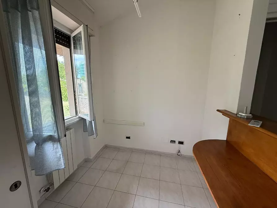 Immagine 12 di Casa indipendente in vendita  a Massa