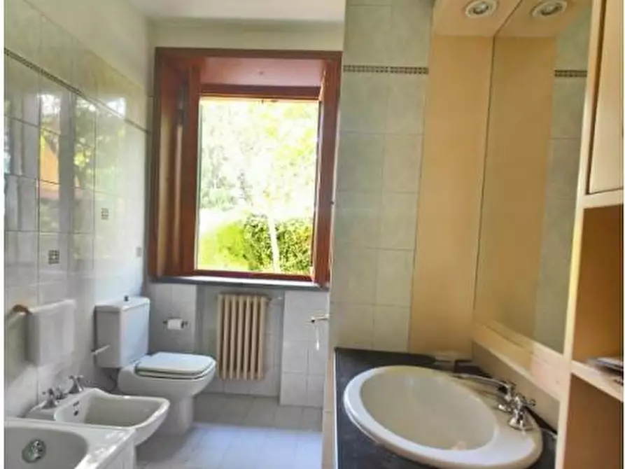 Immagine 7 di Villa in vendita  a Fucecchio