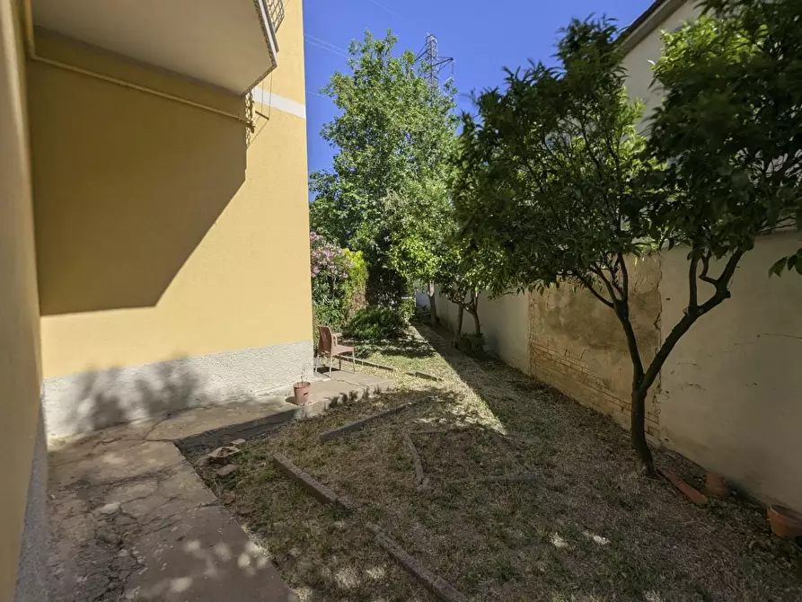 Immagine 2 di Appartamento in vendita  a Grosseto