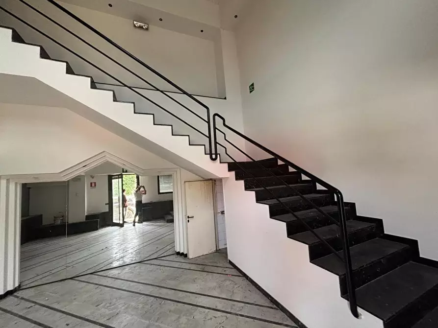 Immagine 5 di Attività artigianale in vendita  a Empoli