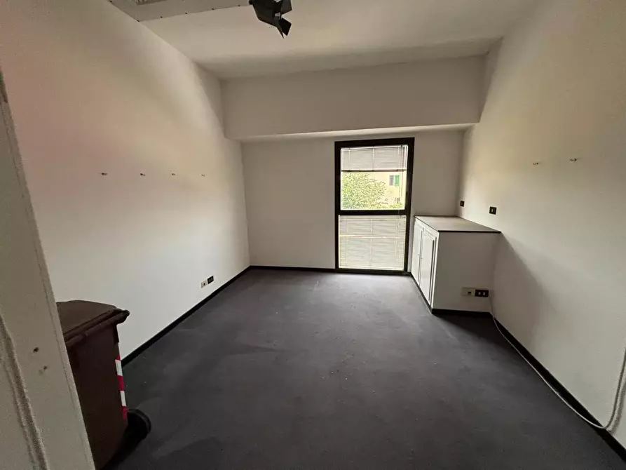 Immagine 8 di Attività artigianale in vendita  a Empoli