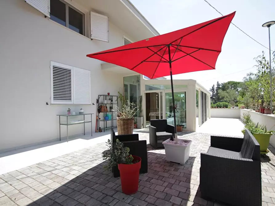 Immagine 5 di Villa in vendita  a Empoli