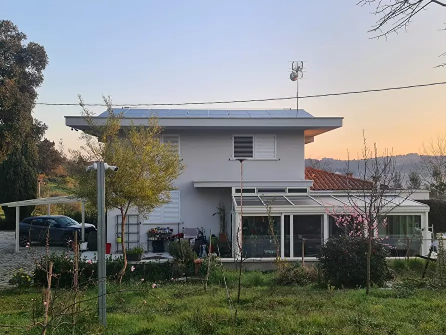 Immagine 3 di Villa in vendita  a Empoli