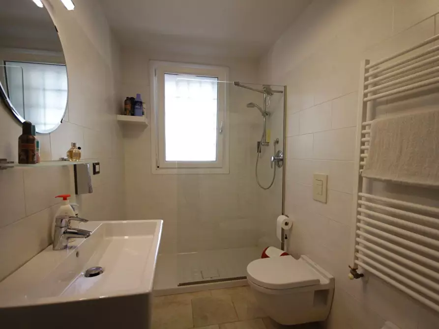 Immagine 25 di Villa in vendita  a Empoli