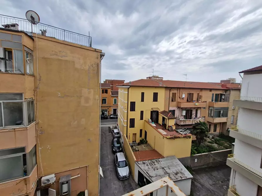 Immagine 25 di Appartamento in vendita  a Piombino