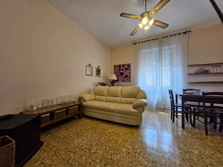 Immagine 5 di Appartamento in vendita  a Piombino