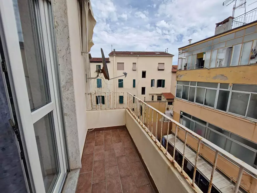 Immagine 26 di Appartamento in vendita  a Piombino