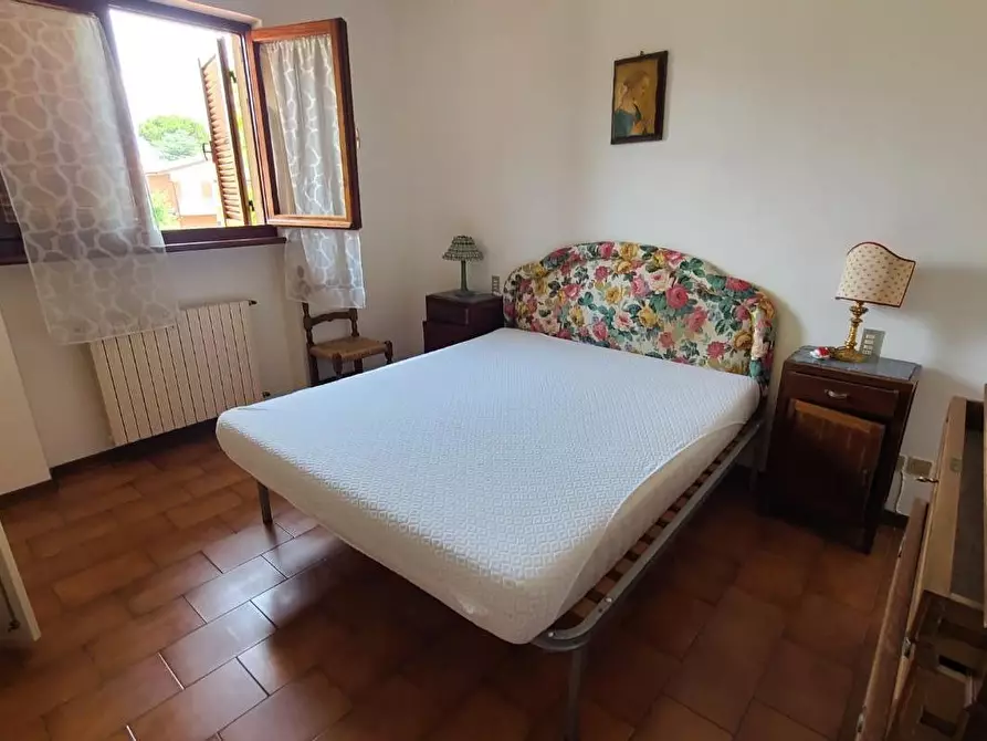 Immagine 19 di Casa trifamiliare in affitto  a Pietrasanta