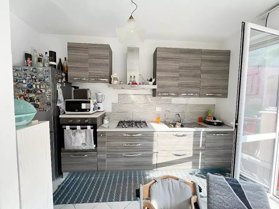 Immagine 2 di Appartamento in vendita  a La Spezia