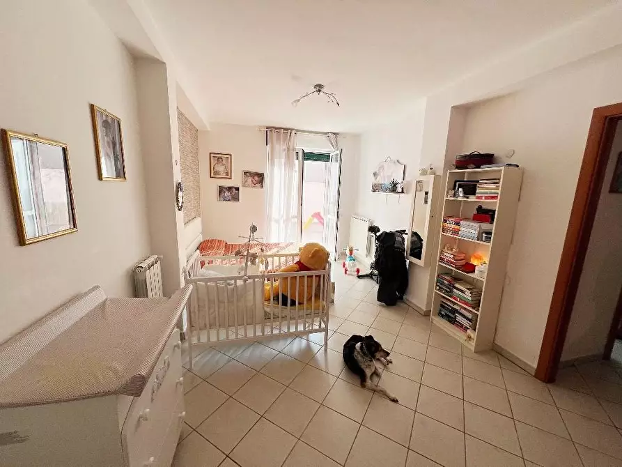 Immagine 14 di Appartamento in vendita  a La Spezia