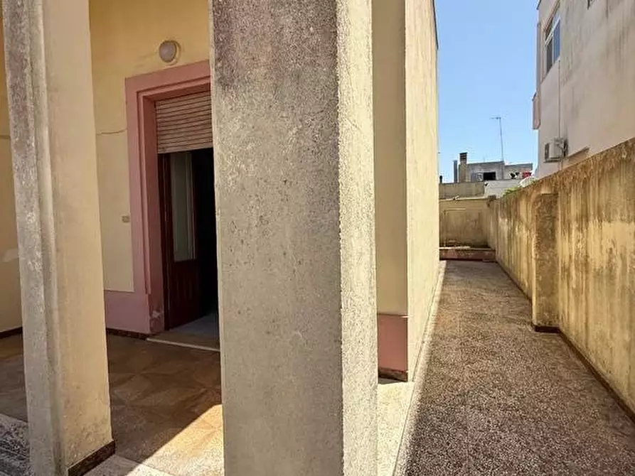 Immagine 33 di Casa indipendente in vendita  a Gagliano Del Capo