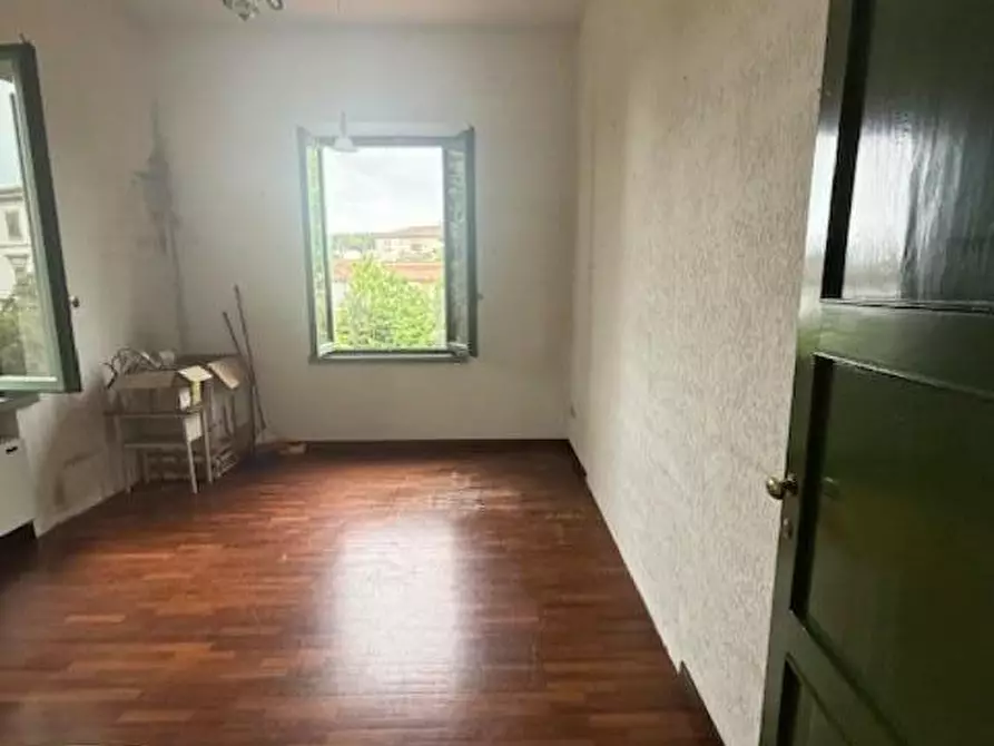 Immagine 12 di Villa in vendita  a Castelfranco Di Sotto