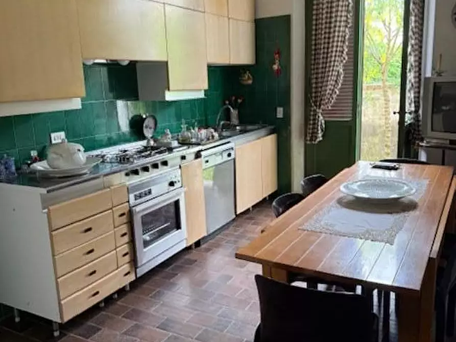 Immagine 23 di Villa in vendita  a Castelfranco Di Sotto