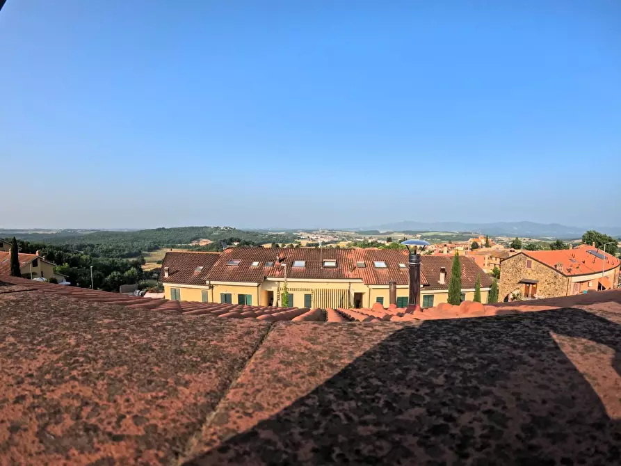 Immagine 2 di Appartamento in vendita  a Casole D'elsa