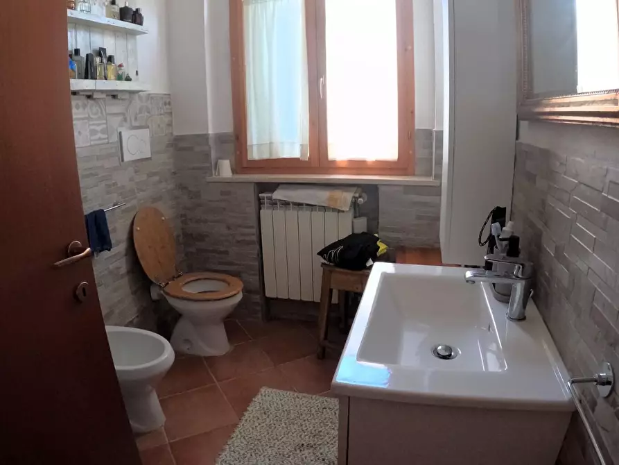 Immagine 9 di Appartamento in vendita  a Casole D'elsa