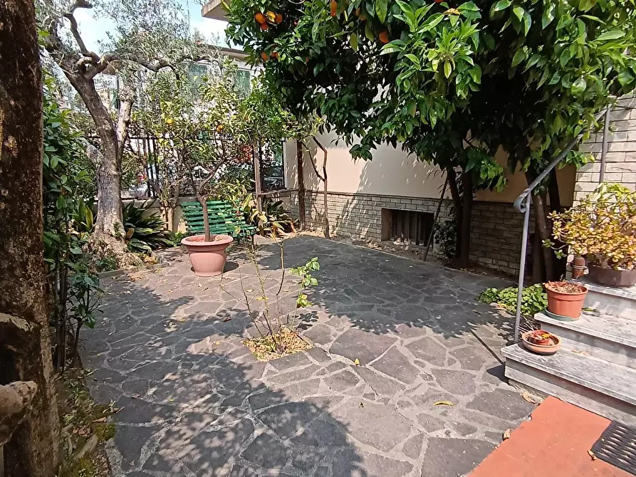 Immagine 38 di Villetta a schiera in vendita  a Empoli