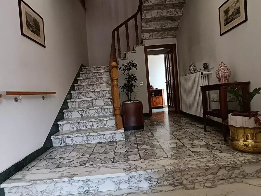 Immagine 3 di Villetta a schiera in vendita  a Empoli