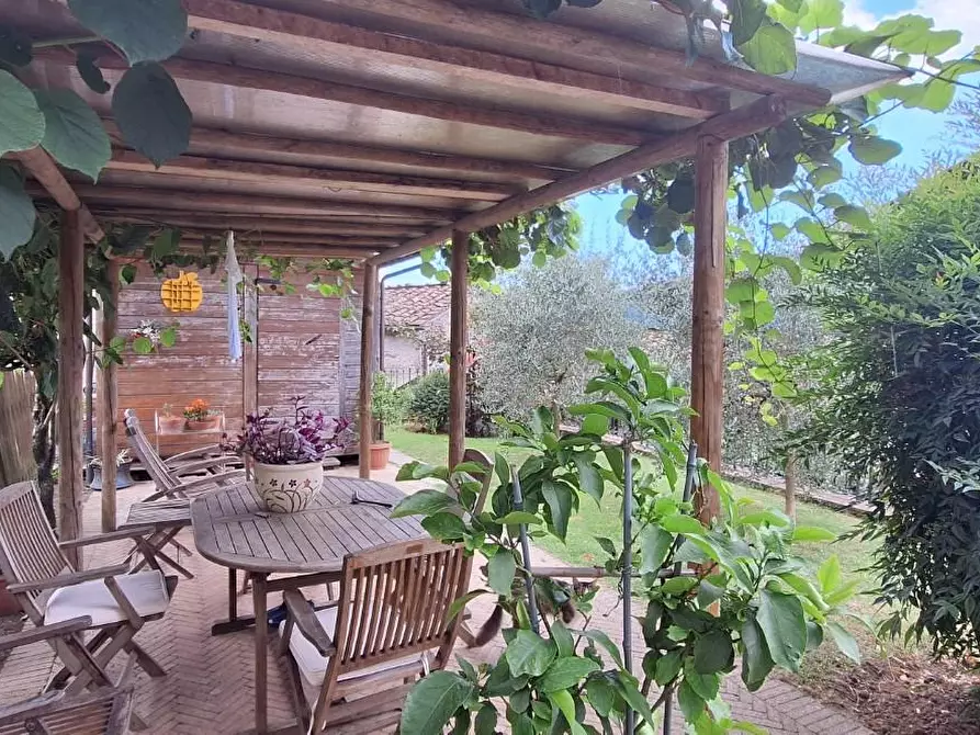 Immagine 2 di Casa semindipendente in vendita  a Pescaglia