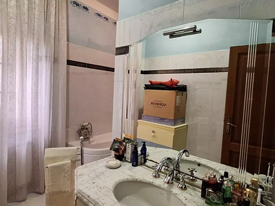 Immagine 15 di Casa semindipendente in vendita  a Pescaglia