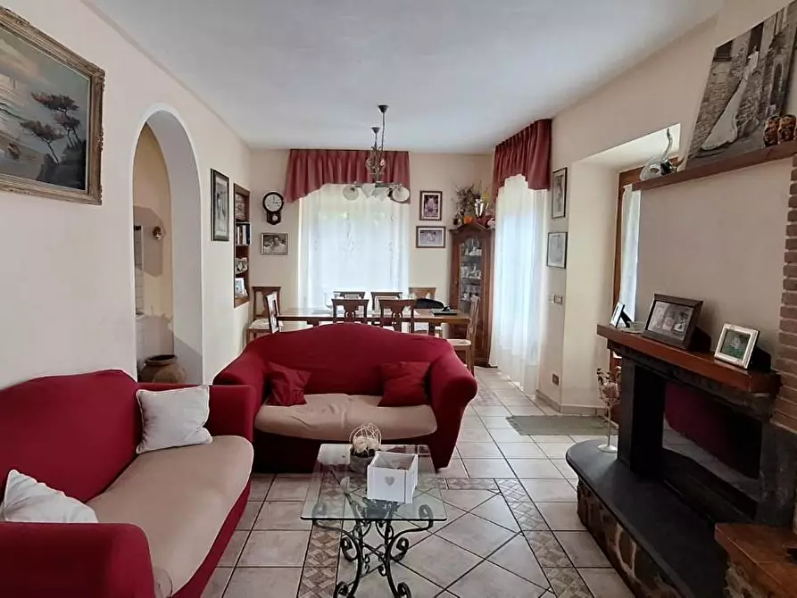 Immagine 7 di Casa semindipendente in vendita  a Pescaglia