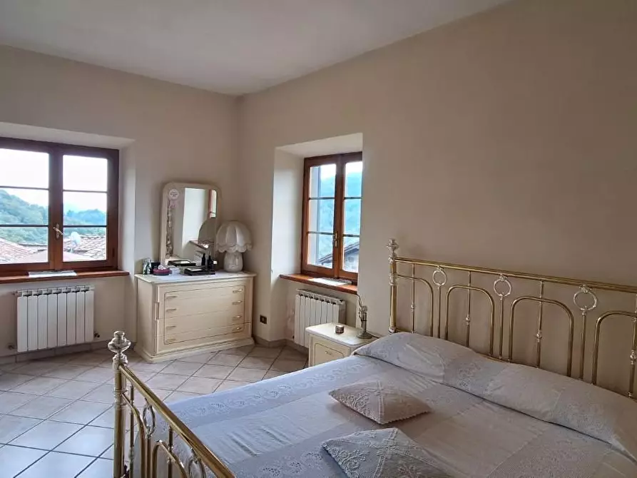 Immagine 19 di Casa semindipendente in vendita  a Pescaglia